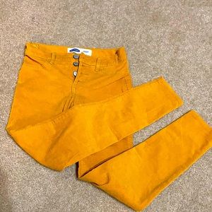 Old Navy girl’s corduroy jeans